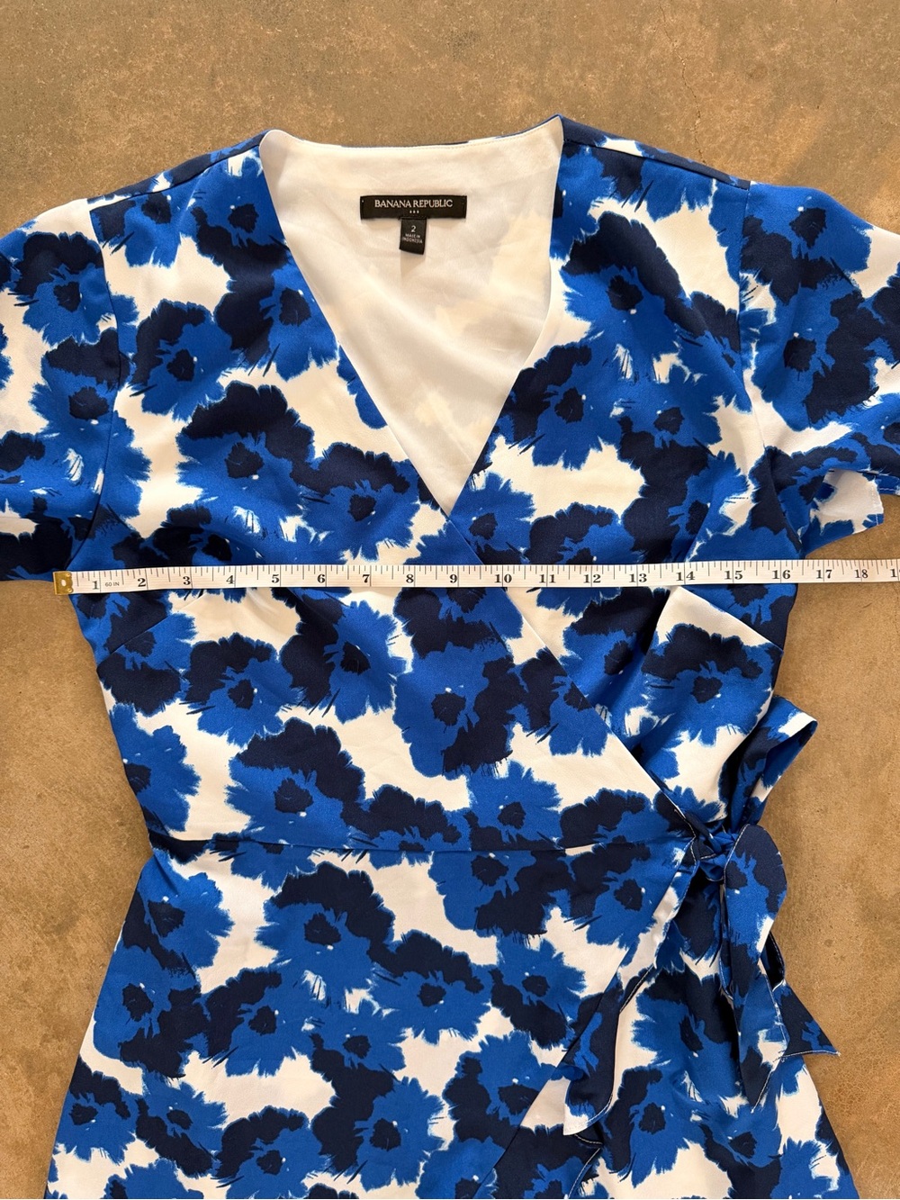Banana Republic Blue Floral Faux Wrap Ruffle Dress Size 2 - Picture 6 of 9